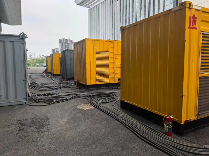 晋中不同季节柴油发电机组保养有哪些注意事项?